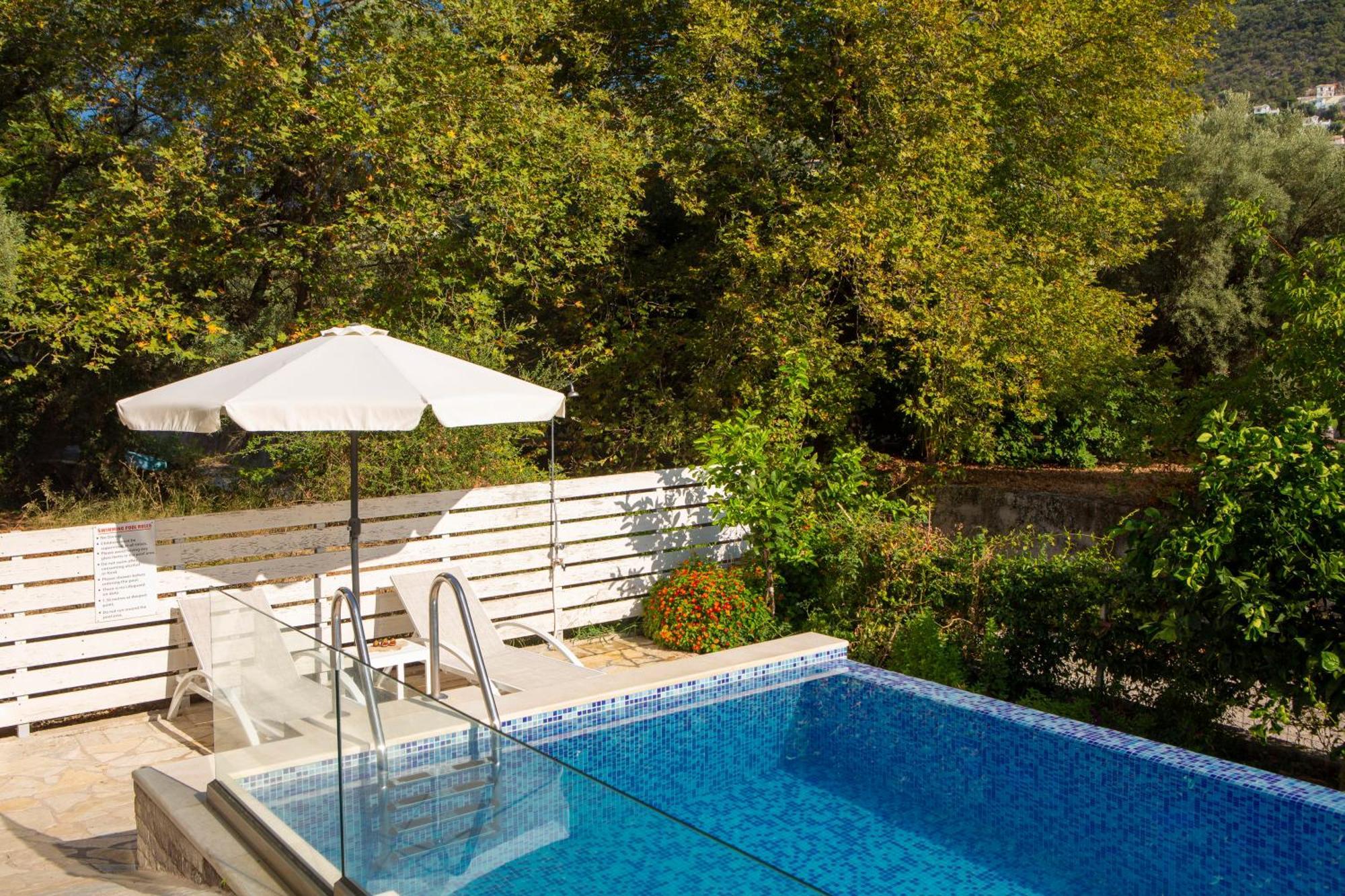 Zisis Suites Nydri  Exterior photo